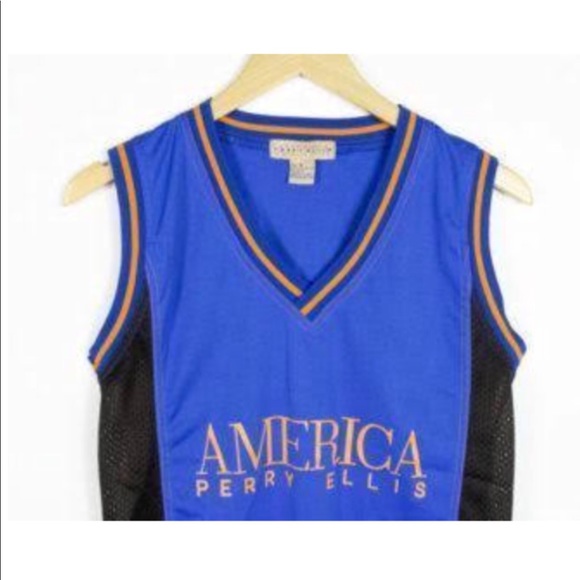 Perry Ellis America - Picture 3 of 3